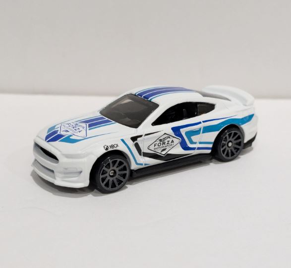 Loose - Hot Wheels Forza Ford Mustang Shelby GT350R