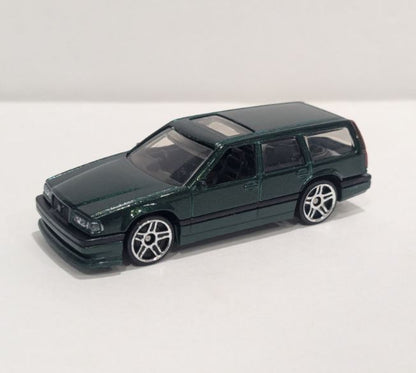 Loose - Hot Wheels Volvo 850 Estate