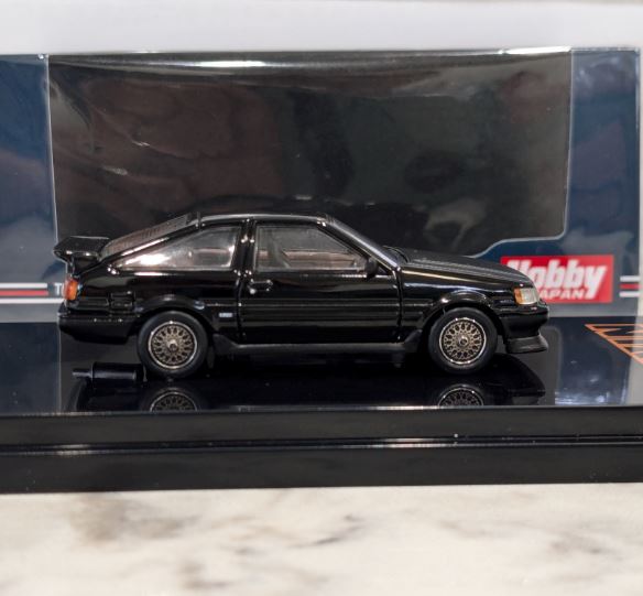 Hobby Japan Toyota Corolla AE86 Levin