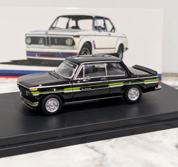 YS Models 1:64 Scale 1974 BMW 2002