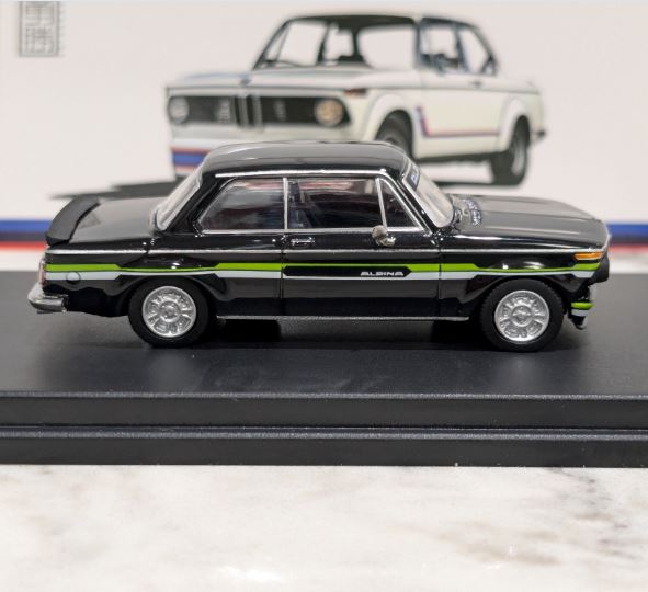 YS Models 1:64 Scale 1974 BMW 2002