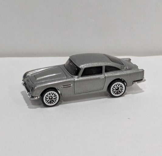 Loose - Hot Wheels Aston Martin DB5