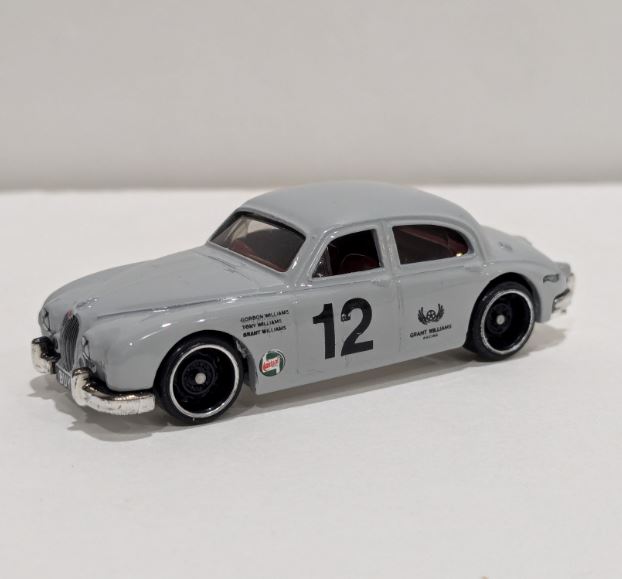 Loose - Hot Wheels Jaguar MK1