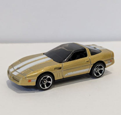 Loose - Hot Wheels 84 Corvette