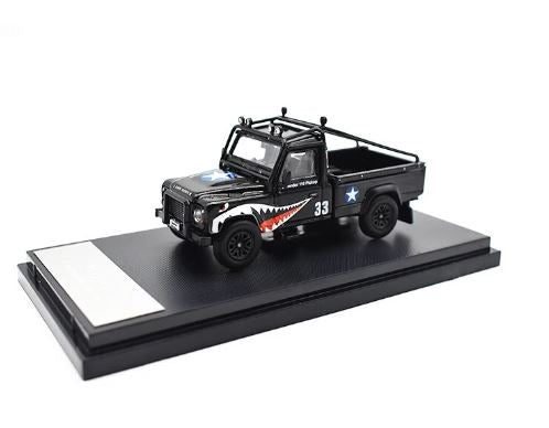 Master 1:64 Land Rover Defender Truck